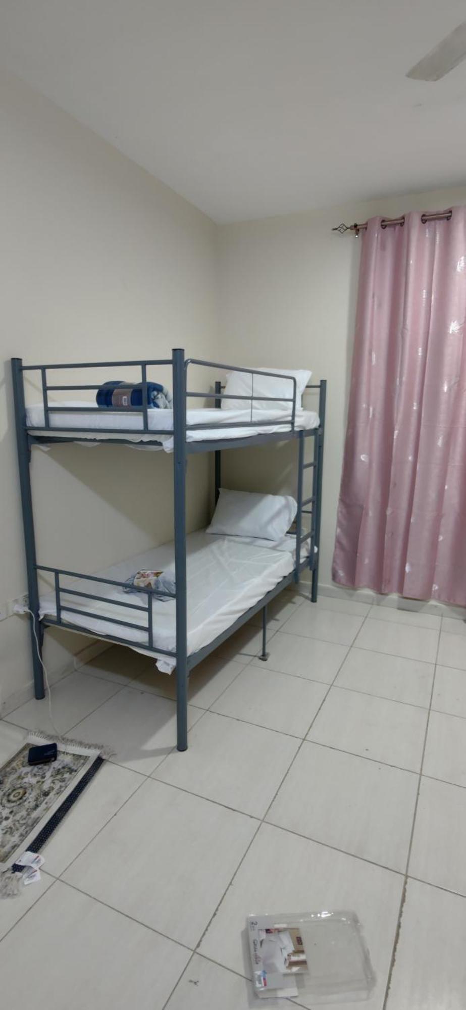 Galaxy Homestay *
